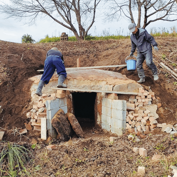 昔ながらの窯作り